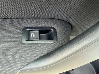 Volkswagen Polo 1.8 TSI BlueMotion Tech GTI Hatchback 5dr Petrol DSG Euro 6 (s/s