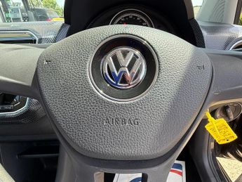 Volkswagen up! 1.0 Move up! Hatchback 5dr Petrol ASG Euro 6 (s/s) (60 ps)