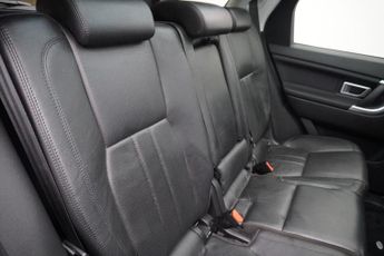 Land Rover Discovery Sport 2.0 TD4 HSE Black Auto 4WD Euro 6 (s/s) 5dr