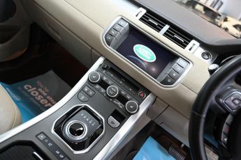 LAND ROVER RANGE ROVER EVOQUE 2.0 TD4 SE Tech SUV 5dr Diesel Auto 4WD Euro 6 (s/s) (180 ps) +F