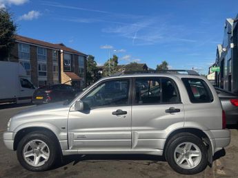 Suzuki Grand Vitara 2.0 16v Estate 5dr