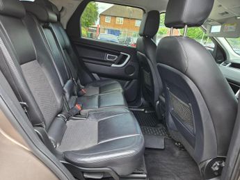 Land Rover Discovery Sport 2.0 TD4 SE Tech Auto 4WD Euro 6 (s/s) 5dr