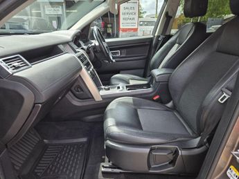 Land Rover Discovery Sport 2.0 TD4 SE Tech Auto 4WD Euro 6 (s/s) 5dr