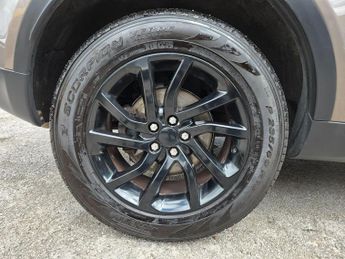Land Rover Discovery Sport 2.0 TD4 SE Tech Auto 4WD Euro 6 (s/s) 5dr