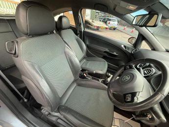 Vauxhall Corsa 1.4i 16v Design 3dr (a/c)