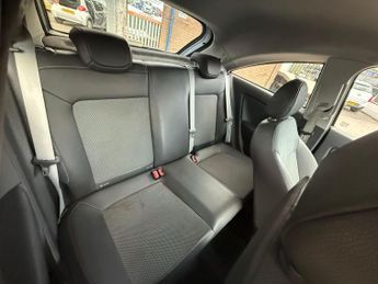 Vauxhall Corsa 1.4i 16v Design 3dr (a/c)