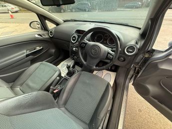 Vauxhall Corsa 1.4i 16v Design 3dr (a/c)