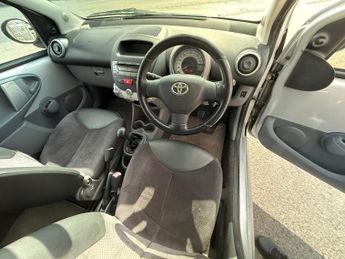 Toyota AYGO 1.0 VVT-i Platinum Euro 4 5dr