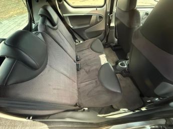 Toyota AYGO 1.0 VVT-i Platinum Euro 4 5dr
