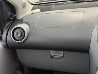 Toyota AYGO 1.0 VVT-i Platinum Euro 4 5dr