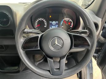 Mercedes-Benz eSprinter 55kWh Progressive Auto FWD L2 H2 5dr 20kW Charger