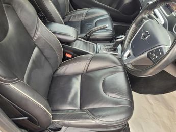 Volvo V40 1.5 T2 R-Design Edition Auto Euro 6 (s/s) 5dr
