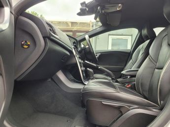 Volvo V40 1.5 T2 R-Design Edition Auto Euro 6 (s/s) 5dr