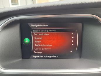 Volvo V40 1.5 T2 R-Design Edition Auto Euro 6 (s/s) 5dr