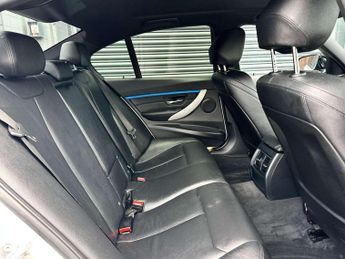 BMW 3 SERIES 2.0 320d M Sport Auto 4dr