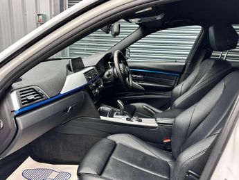 BMW 3 SERIES 2.0 320d M Sport Auto 4dr