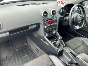 Audi A3 2.0 TDI Black Edition Sportback Euro 5 (s/s) 5dr