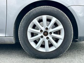 Volkswagen Golf 1.9 TDI Match DSG 5dr