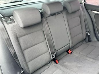 Volkswagen Golf 1.9 TDI Match DSG 5dr
