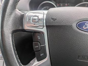 Ford Galaxy 2.2 TDCi Ghia MPV 5dr Diesel Manual (179 g/km, 173 bhp)