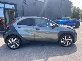 Toyota Aygo X 1.0 VVT-i Edge x-shift Euro 6 (s/s) 5dr