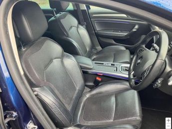 Renault Megane 1.2 TCe Signature Nav Sport Tourer EDC Euro 6 5dr