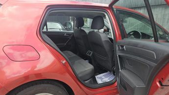 Volkswagen Golf 2.0 TDI BlueMotion Tech SE DSG Euro 5 (s/s) 5dr