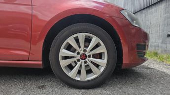 Volkswagen Golf 2.0 TDI BlueMotion Tech SE DSG Euro 5 (s/s) 5dr
