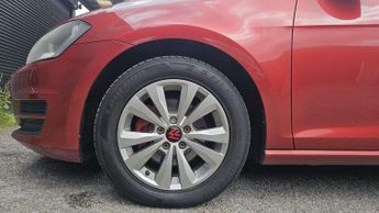 Volkswagen Golf 2.0 TDI BlueMotion Tech SE DSG Euro 5 (s/s) 5dr
