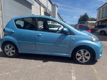 Toyota AYGO 1.0 VVT-i Move Euro 5 5dr