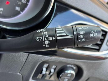 Vauxhall Astra 1.4i Turbo SRi Sports Tourer Auto Euro 6 (s/s) 5dr