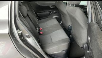 Toyota Yaris 1.5 VVT-h Icon Plus CVT Euro 5 5dr
