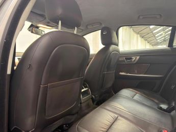 Jaguar XF 3.0d S V6 Portfolio Auto Euro 5 4dr