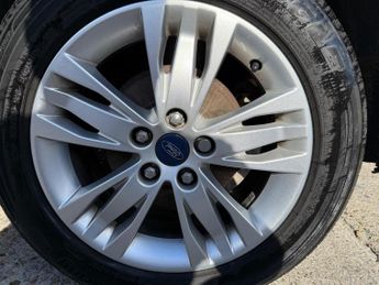 Ford Focus 1.0T EcoBoost Titanium Navigator Euro 5 (s/s) 5dr