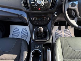 Ford Kuga 1.6T EcoBoost Titanium 2WD Euro 5 (s/s) 5dr