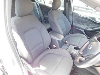 Ford Focus 1.0T EcoBoost ST-Line Auto Euro 6 (s/s) 5dr