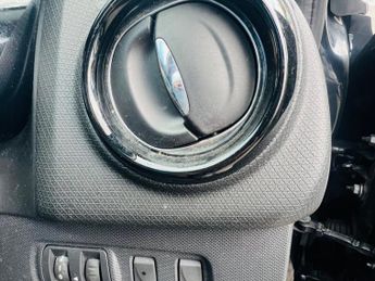 Renault Clio 1.5 dCi Dynamique S MediaNav EDC Euro 5 5dr