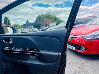 Renault Clio 1.5 dCi Dynamique S MediaNav EDC Euro 5 5dr