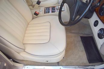 Rolls-Royce Silver Spirit 6.8 II 4dr