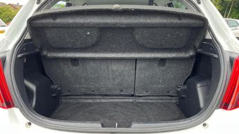 Toyota Yaris 1.5 VVT-h Excel E-CVT Euro 6 5dr (15in Alloy)