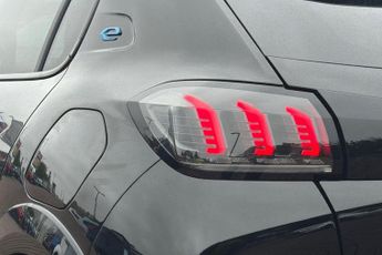 Peugeot E-208 50kWh GT Premium Hatchback 5dr Electric Auto (136 ps)