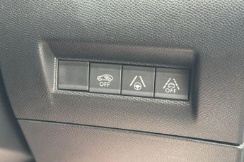 Peugeot E-208 50kWh GT Premium Hatchback 5dr Electric Auto (136 ps)