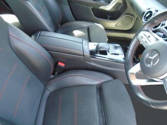 Mercedes-Benz A Class 1.5 A180d AMG Line (Executive) 7G-DCT Euro 6 (s/s) 5dr
