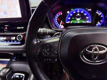 Toyota Corolla 2.0 VVT-h Trek Special Edition Touring Sports CVT Euro 6 (s/s) 5