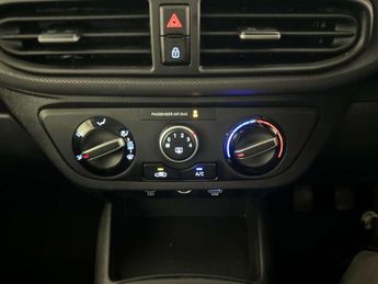 Hyundai i10 1.0 Advance Hatchback 5dr Petrol Manual Euro 6 (s/s) (67 ps)