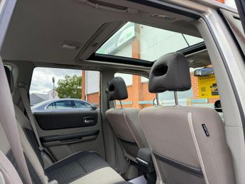 Nissan X-Trail 2.5i Columbia SUV 5dr Petrol Automatic (231 g/km, 165 bhp)