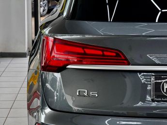 Audi Q5 2.0 TDI 40 S line S Tronic quattro Euro 6 (s/s) 5dr