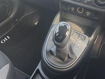 Hyundai i10 1.0 Advance Plus Pack 5dr Automatic
