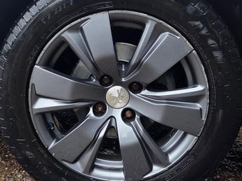 Peugeot 2008 1.6 e-HDi Active Euro 5 (s/s) 5dr
