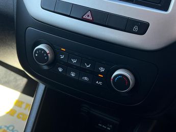 Kia Venga 1.4 CRDi 2 Euro 6 5dr